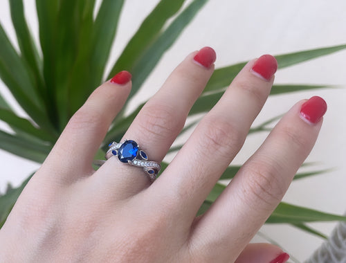 Oval Cut Royal Blue Twist Ring