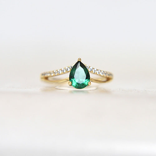 Pearl Cut Emerald Gold Ring