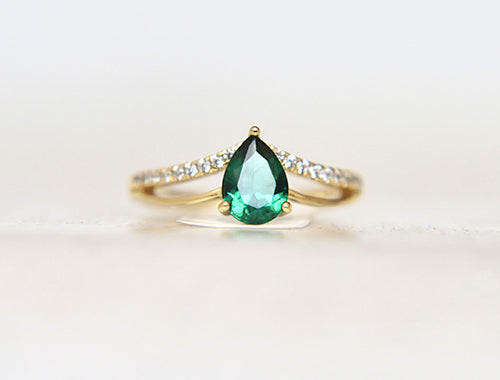 Pearl Cut Emerald Gold Ring